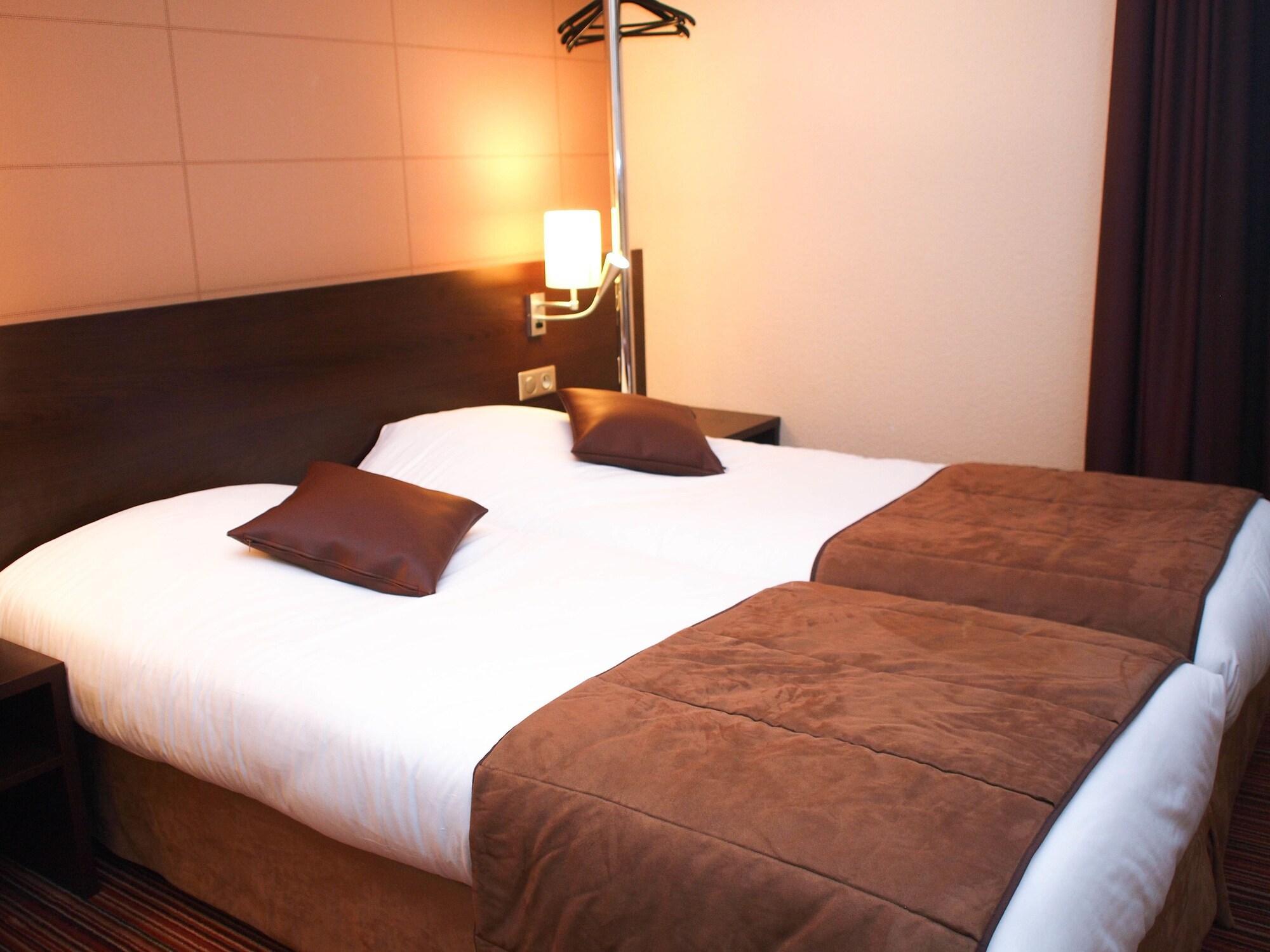 Hotel Inn Design Resto Novo Le Mans Arnage Exterior foto
