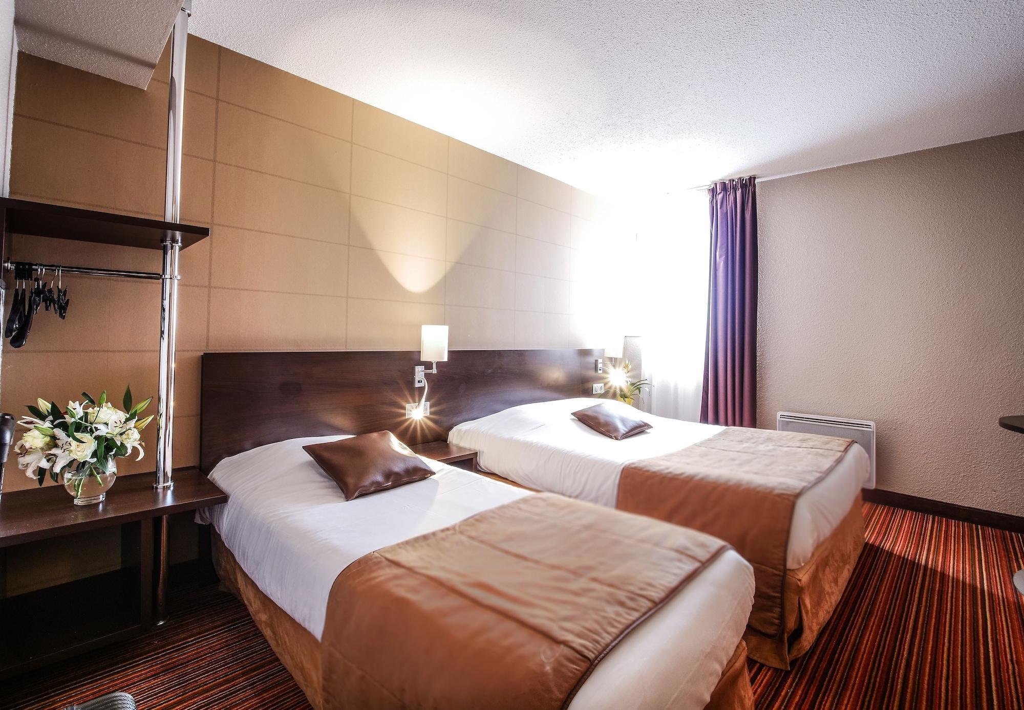 Hotel Inn Design Resto Novo Le Mans Arnage Exterior foto